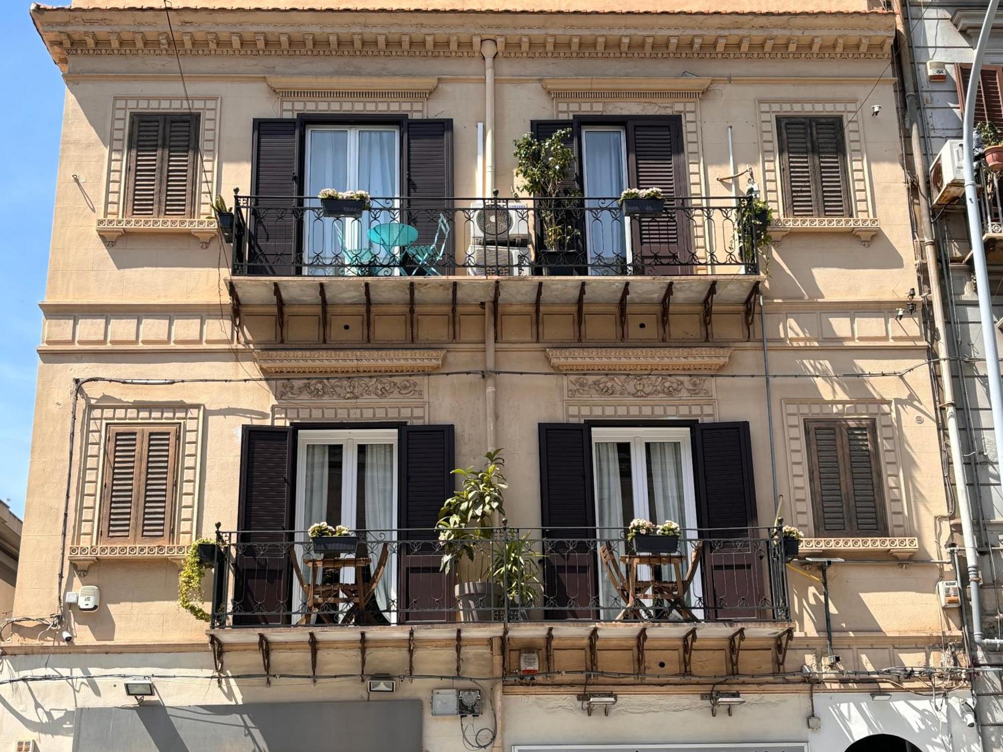 Olivuzza 27 Hotel Palermo Exterior photo